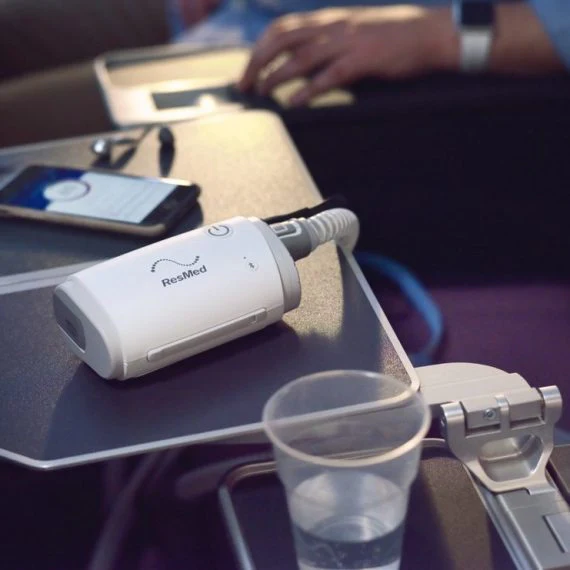 ResMed AirMini™ AutoSet Travel CPAP Machine - Image 4